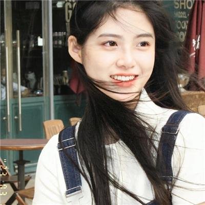 青青河畔草